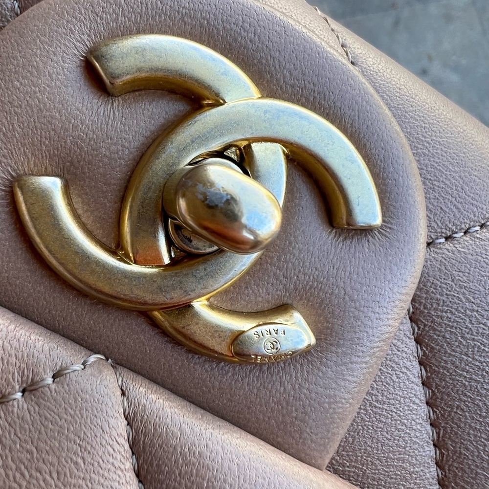 SOLD‼️‼️New Chanel flap bag - Picture 11 of 16
